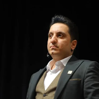 امید فرجی